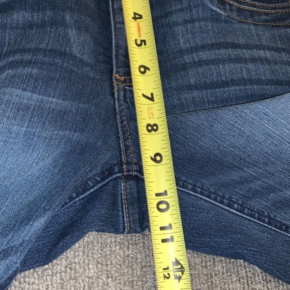 Democracy Jeans - Picture 6 of 7